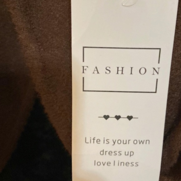 Wool blazer brown button frontstylish and watm - Picture 5 of 6